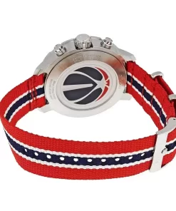 Pasión por el básquet, precisión suiza 🏀🇨🇭 Llevá tu amor por la NBA a otro nivel con el Tissot Quickster Washington Wizards Special Edition. Un reloj con el alma del juego y la elegancia de la relojería suiza. 🛒 Compralo hoy en Unitime Argentina 👉