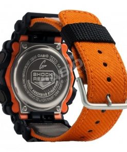 RELOJ CASIO G-SHOCK GA-900C-1A4 - ORANGE ARROW