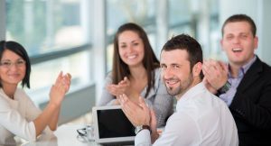 Un regalo empresarial tiene un valor más allá del trecio.