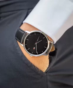 Reloj Tommy Hilfiger con correa de cuero en UNITIME ARGENTINA