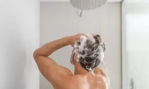 Puedo bañarme con mi reloj?