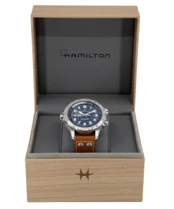 🛩️ Disponible exclusivamente en UNITIME Argentina Descubre el poder de la precisión aeronáutica en tu muñeca. El Hamilton X-Wind no es solo un reloj, es tu copiloto de confianza que fusiona 100 años de herencia militar con la innovación suiza más avanzada.