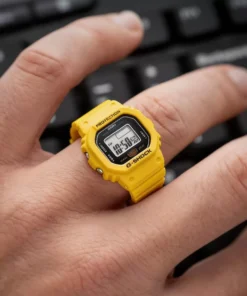 Anillo reloj G-SHOCK Nano 5600 contraste digital diseño cuadrado clásico