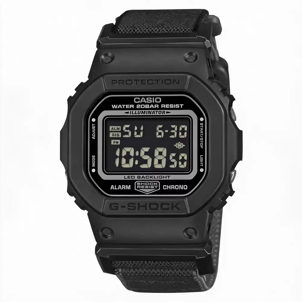 Reloj G-SHOCK DW-5600MNC-1 con caja negra, pantalla digital inspirado en la cultura urbana | Showroom Unitime Argentina