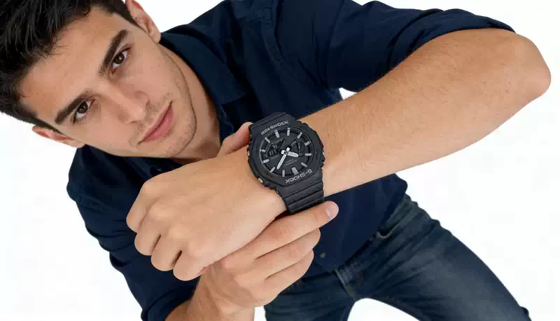 O G-SHOCK GA-2100-1A1DR con esfera analógica digital negra en el Showroom de Unitime Argentina CASIO G-SHOCK GA-2100-1A Negro Octogonal