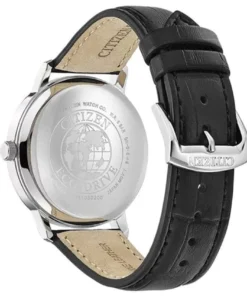 Citizen Eco-Drive BM7460-11E con esfera negra, índices plateados y correa de cuero negro