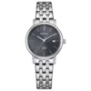Vista frontal del CITIZEN Quartz EU6090-54H con esfera gris, fecha y malla de acero
