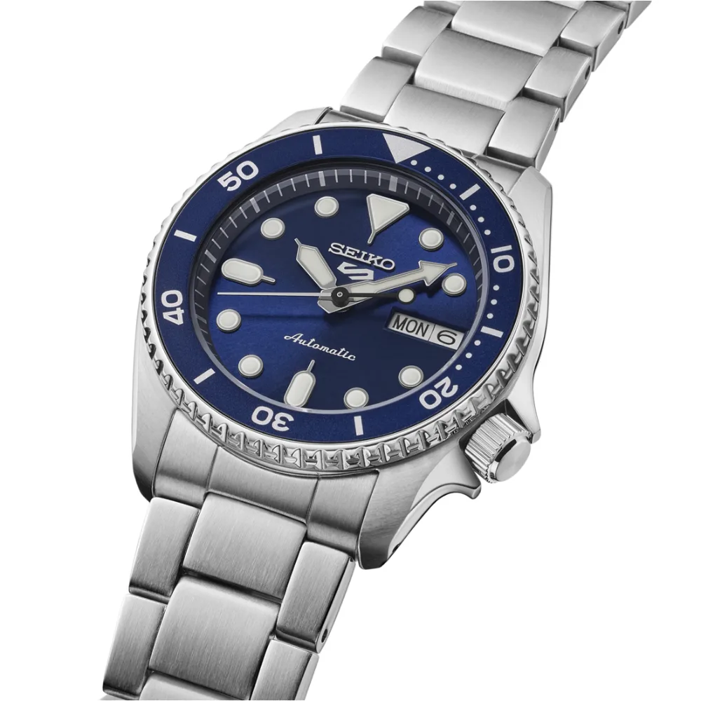 Reloj Seiko 5 Sports SRPL77 automático de 38 mm, esfera azul (vista 2)