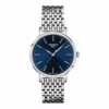 Vista frontal del reloj Tissot Everytime 34 mm T143.210.11.041.00 con esfera azul, en UNITIME Argentina